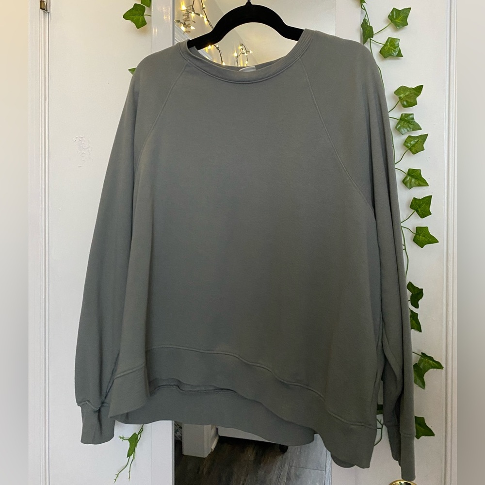 green crew neck